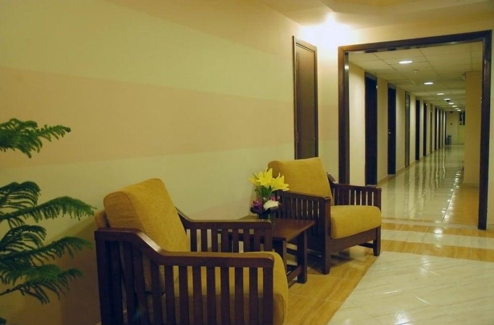 Aquavista Hotel & Suites Aqaba Exteriör bild